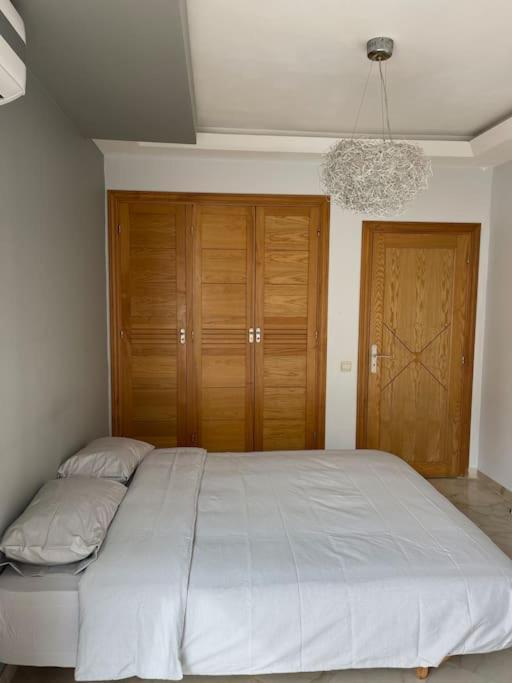 Big Luxury Apartment Near Airport Nouaceur Eksteriør billede