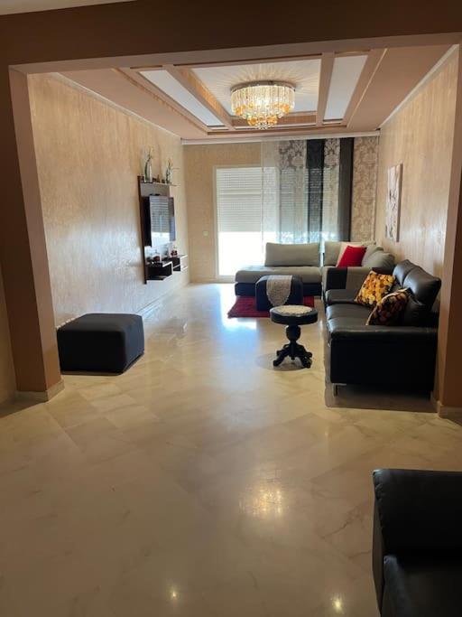 Big Luxury Apartment Near Airport Nouaceur Eksteriør billede