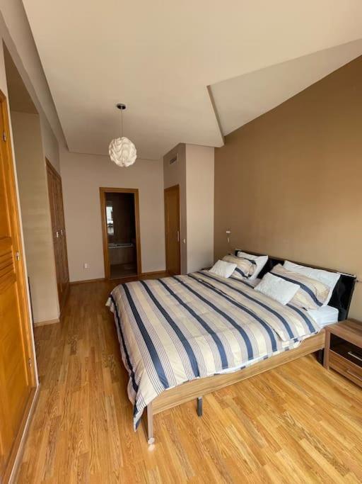 Big Luxury Apartment Near Airport Nouaceur Eksteriør billede